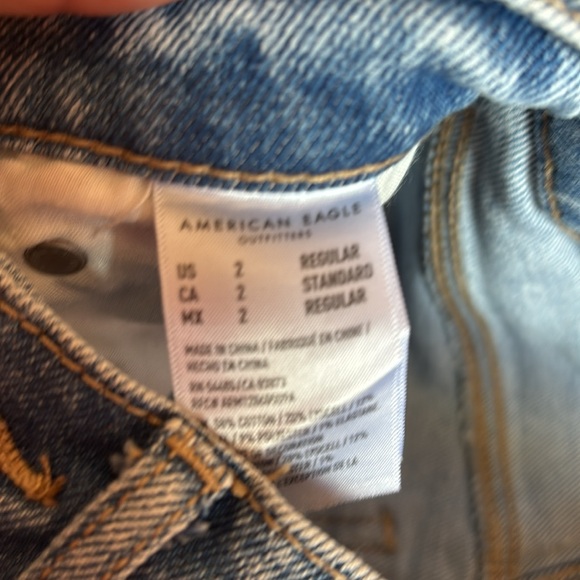 American Eagle size 2 jeans - Picture 4 of 5